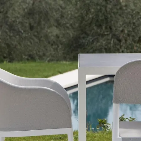 New ,private Garden, Swimming Pool And Hostel *